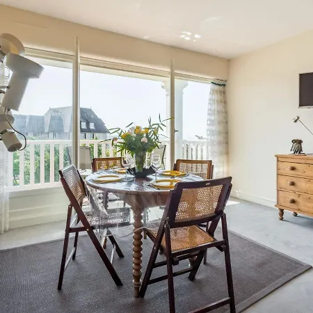 Apartment Le Parc De La Jacotte-6 By Interhome *